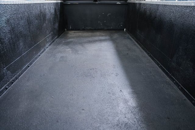 2024 Chevrolet Silverado 3500HD 3500HD CREW 4X4 * DURAMAX * LT PKG * DAKOTA UTILITY * 1 OWNER - 22772917 - 23