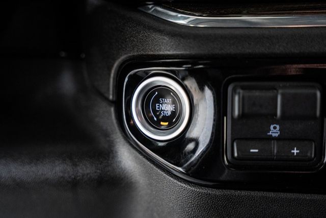 2024 Chevrolet Silverado 3500HD 3500HD CREW 4X4 * DURAMAX * LT PKG * DAKOTA UTILITY * 1 OWNER - 22772917 - 32