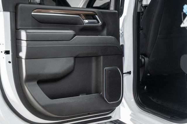 2024 Chevrolet Silverado 3500HD 3500HD CREW 4X4 * DURAMAX * LT PKG * DAKOTA UTILITY * 1 OWNER - 22772917 - 42