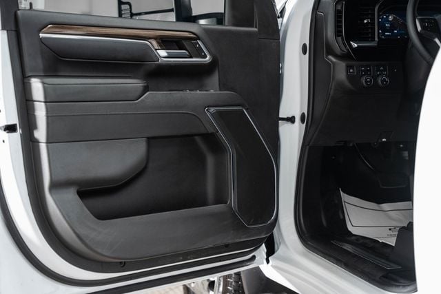 2024 Chevrolet Silverado 3500HD 3500HD CREW 4X4 * DURAMAX * LT PKG * DAKOTA UTILITY * 1 OWNER - 22772917 - 43