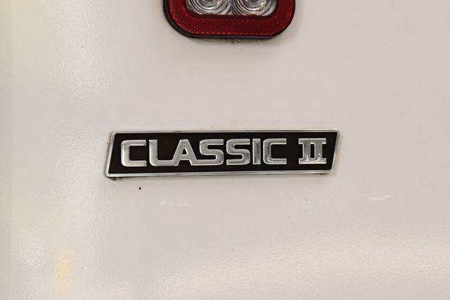 2024 Chevrolet Silverado 3500HD 3500HD CREW * DURAMAX * 9' READING UTILITY * 1 OWNER - 23054873 - 13