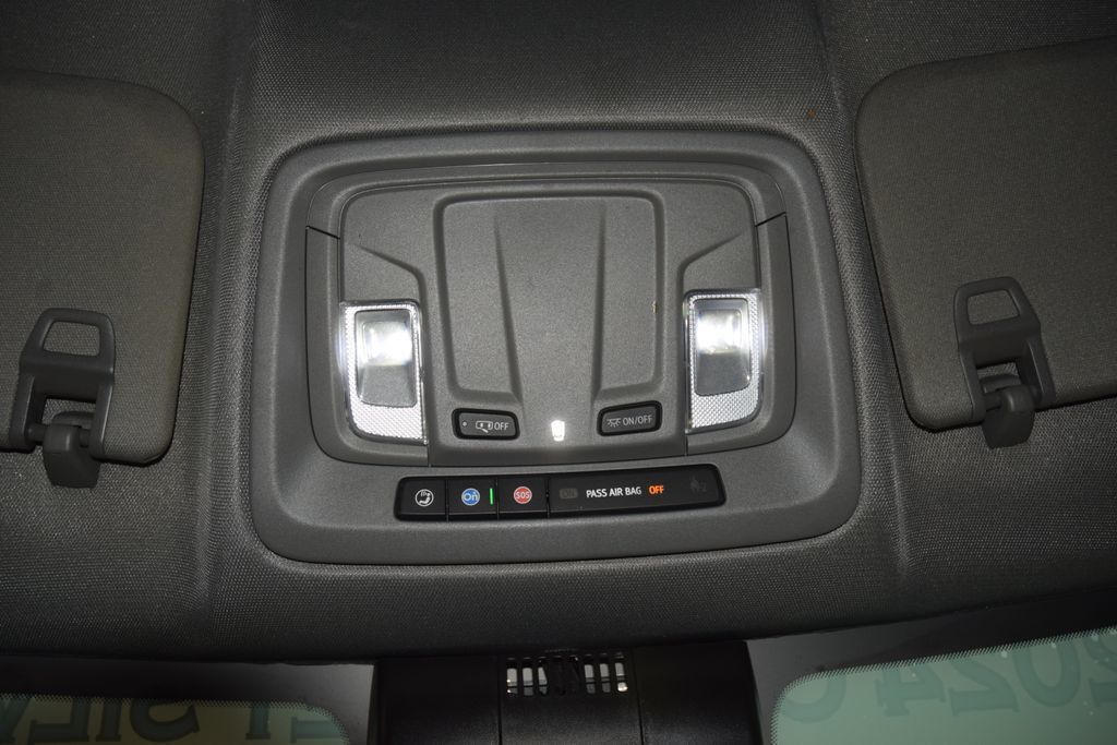 2024 Chevrolet Silverado 3500HD 3500HD CREW * DURAMAX * 9' READING UTILITY * 1 OWNER - 23054873 - 37