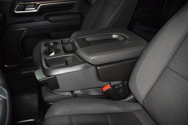 2024 Chevrolet Silverado 3500HD LT photo 28