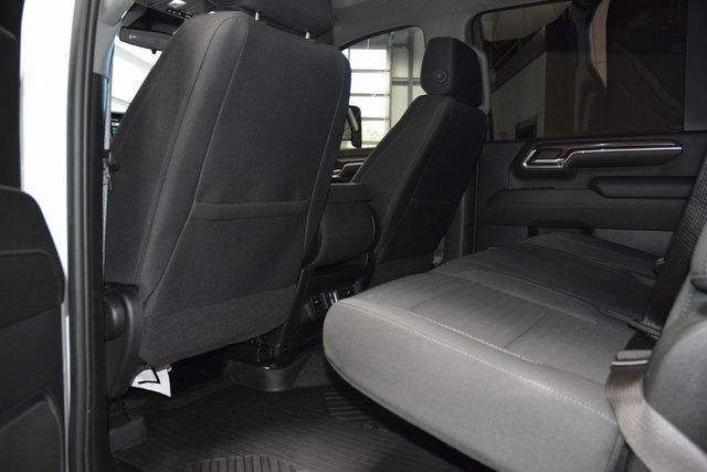 2024 Chevrolet Silverado 3500HD LT photo 29