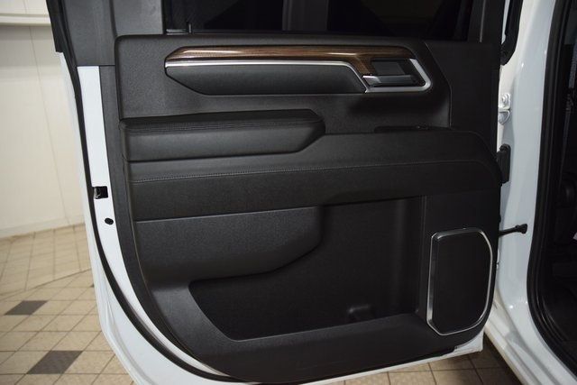 2024 Chevrolet Silverado 3500HD LT photo 30