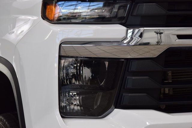 2024 Chevrolet Silverado 3500HD LT photo 6