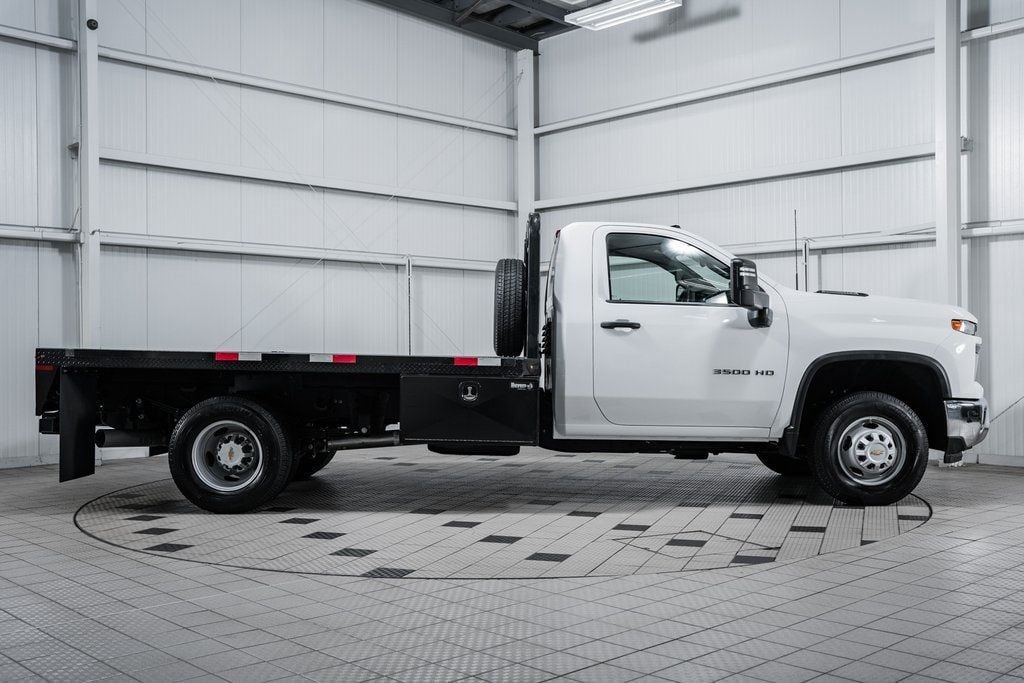 2024 Chevrolet Silverado 3500HD 3500HD REG CAB 4X4 * DURAMAX * 11' KNAPHEIDE FLATBED * 4K MILES! - 22638450 - 7