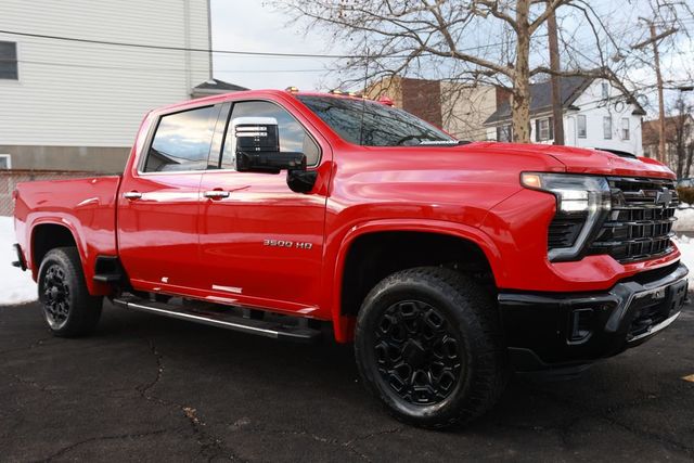 2024 Chevrolet Silverado 3500HD 4WD Crew Cab 159" LTZ - 22980509 - 9