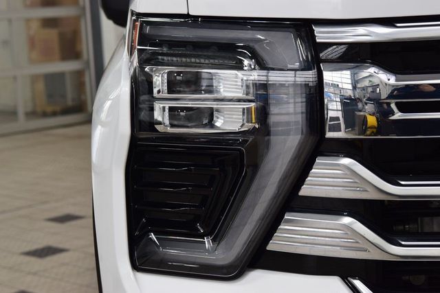 2024 Chevrolet Silverado 3500HD 4WD Crew Cab 172" High Country - 23055840 - 11