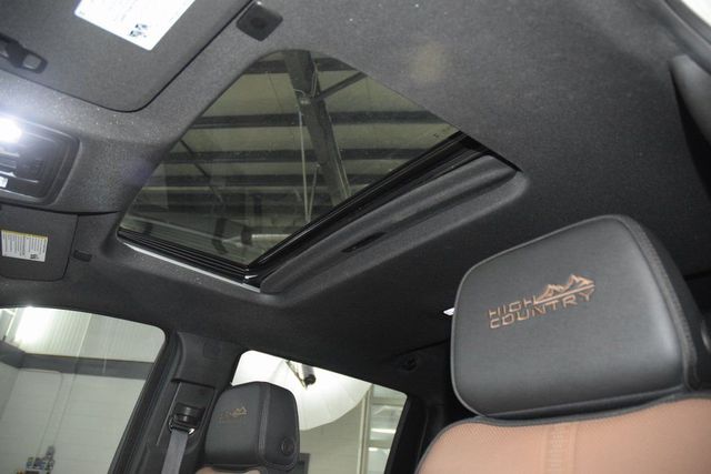 2024 Chevrolet Silverado 3500HD 4WD Crew Cab 172" High Country - 23055840 - 50