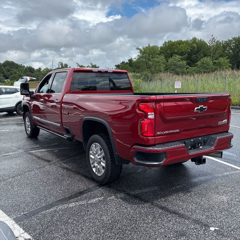 2024 Chevrolet Silverado 3500HD 4WD Crew Cab 172" High Country - 23063591 - 7