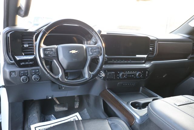 2024 Chevrolet Silverado 3500HD 4WD Crew Cab 172'' High Country with Turbo-Diesel & Premium Pkg - 22986490 - 11