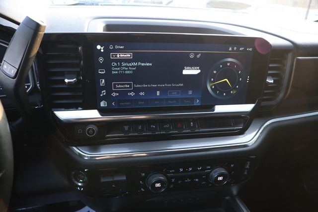 2024 Chevrolet Silverado 3500HD 4WD Crew Cab 172'' High Country with Turbo-Diesel & Premium Pkg - 22986490 - 16