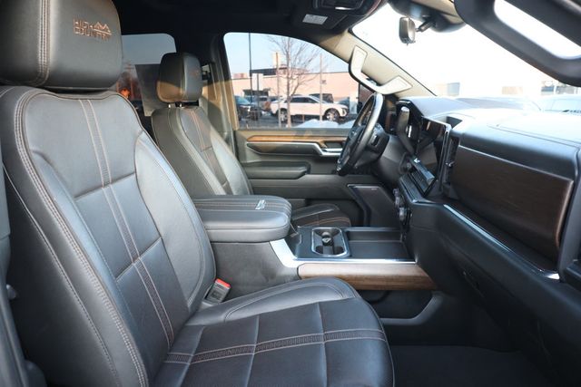 2024 Chevrolet Silverado 3500HD 4WD Crew Cab 172'' High Country with Turbo-Diesel & Premium Pkg - 22986490 - 24