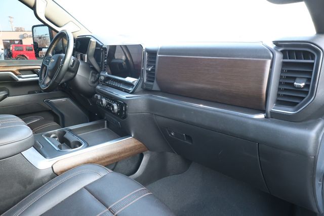 2024 Chevrolet Silverado 3500HD 4WD Crew Cab 172'' High Country with Turbo-Diesel & Premium Pkg - 22986490 - 25