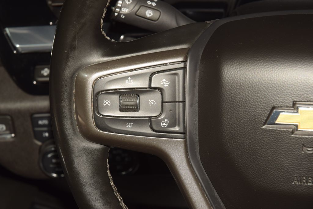 2024 Chevrolet Silverado 3500HD High Country w/ Technology Package - 23063591 - 38