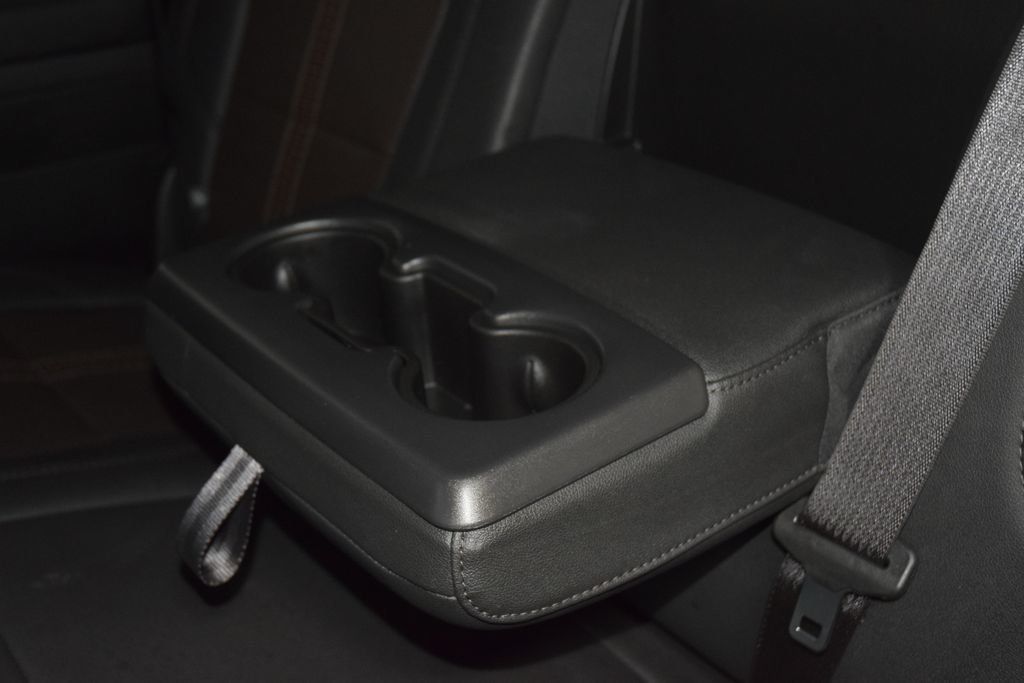 2024 Chevrolet Silverado 3500HD High Country w/ Technology Package - 23063591 - 46