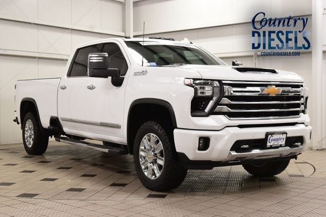 2024 Chevrolet Silverado 3500HD High Country Z71 w/ Technology Package - 23055840 - 0