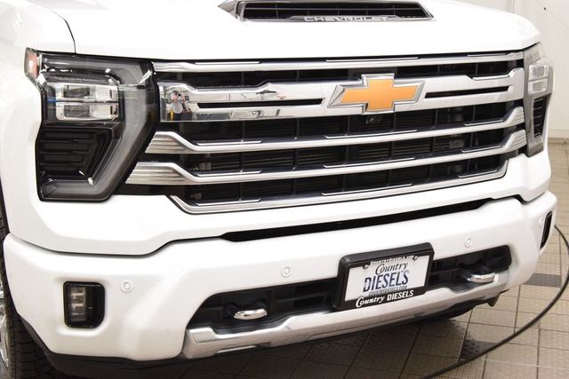 2024 Chevrolet Silverado 3500HD High Country Z71 w/ Technology Package - 23055840 - 10