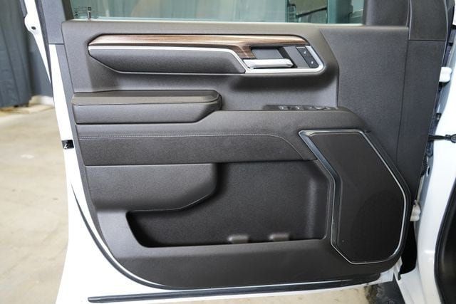 2024 Chevrolet Silverado 3500HD LT - 23077310 - 8
