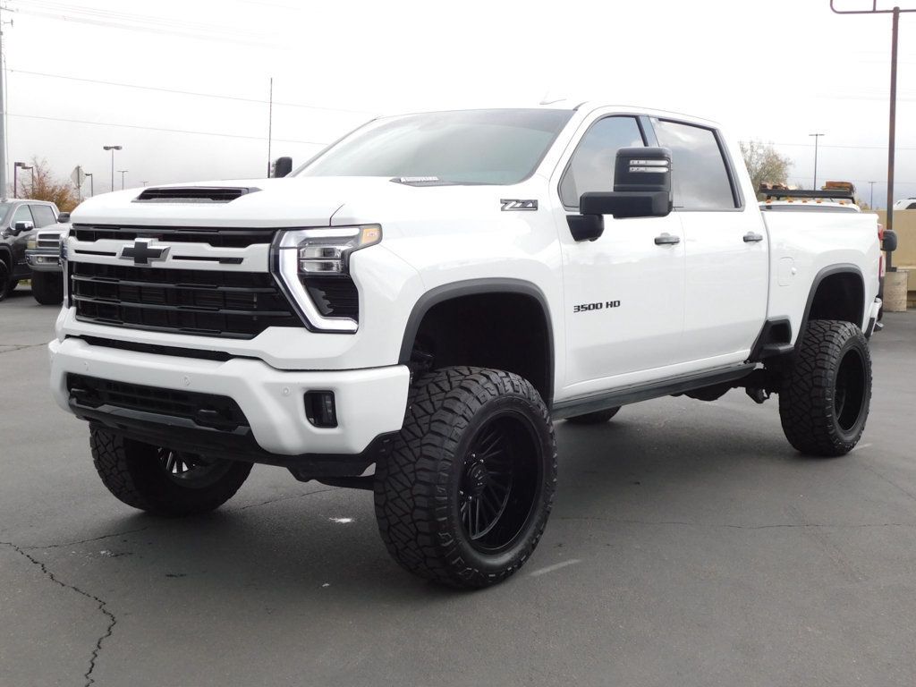 2024 Chevrolet Silverado 3500HD LTZ Z71 - 22653249 - 0