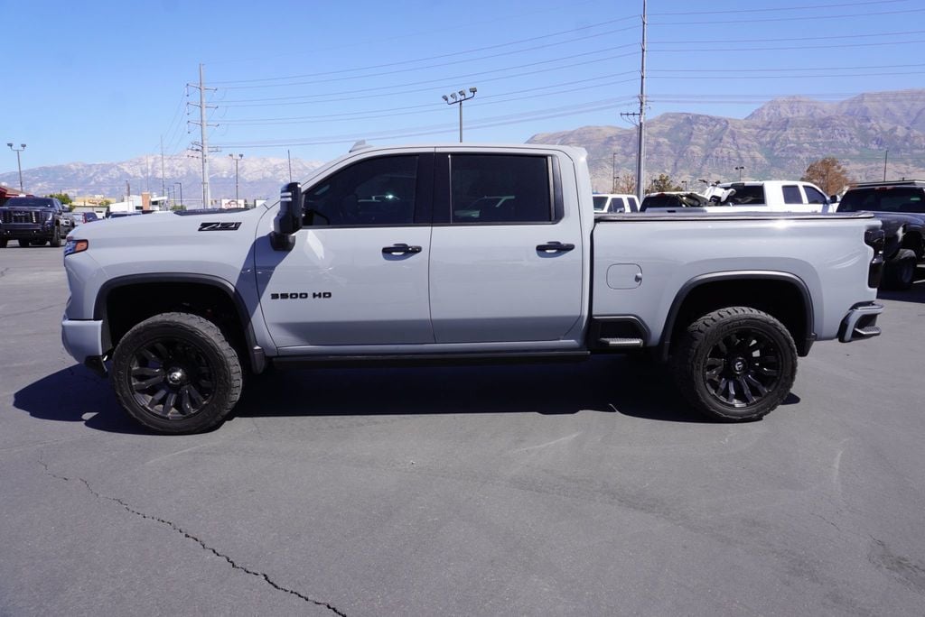 2024 Chevrolet Silverado 3500HD LTZ Z71 - 23081842 - 1
