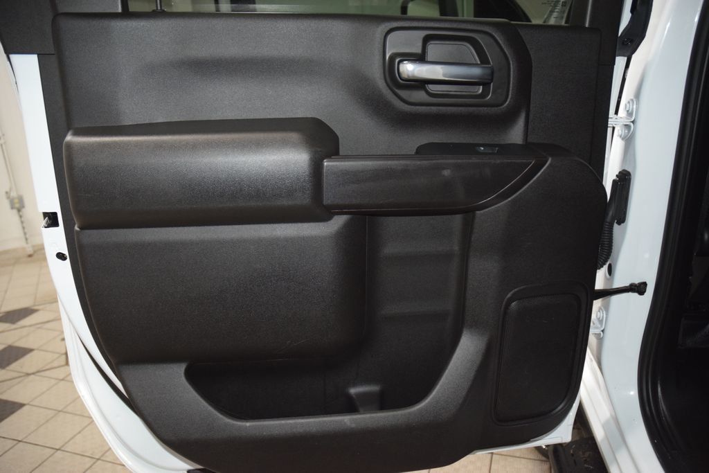 2024 Chevrolet Silverado 3500HD Work Truck - 23073000 - 32