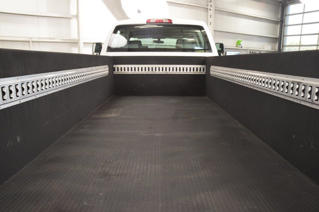 2024 Chevrolet Silverado 4500HD 4500HD CREW 4X4 * DURAMAX * 11' UTILITY * 1 OWNER - 23090506 - 13