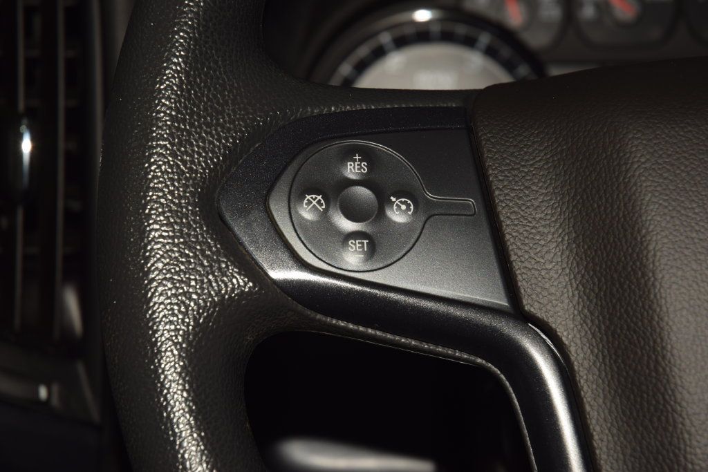 2024 Chevrolet Silverado 4500HD 4500HD CREW 4X4 * DURAMAX * 11' UTILITY * 1 OWNER - 23090506 - 25