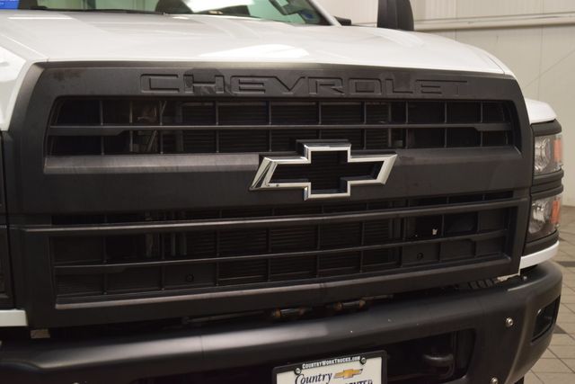 2024 Chevrolet Silverado 4500HD 4500HD CREW 4X4 * DURAMAX * 11' UTILITY * 1 OWNER - 23090506 - 4