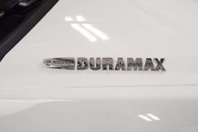 2024 Chevrolet Silverado 4500HD 4500HD CREW 4X4 * DURAMAX * 11' UTILITY * 1 OWNER - 23090506 - 8
