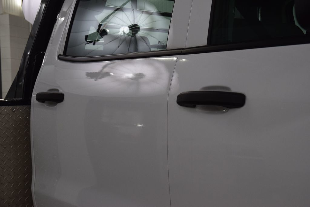 2024 Chevrolet Silverado 5500HD 5500HD CREW 4X4 * DURAMAX * 11' CM UTILITY HAULER * 8K MILES - 23000815 - 9