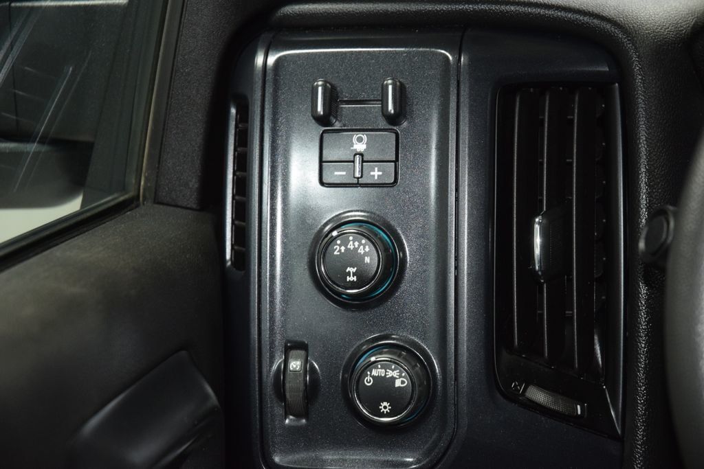 2024 Chevrolet Silverado 5500HD 5500HD CREW 4X4 * DURAMAX * 11' CM UTILITY HAULER * 8K MILES - 23000815 - 19