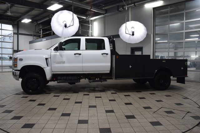 2024 Chevrolet Silverado 5500HD 5500HD CREW 4X4 * DURAMAX * 11' CM UTILITY HAULER * 8K MILES - 23000815 - 2
