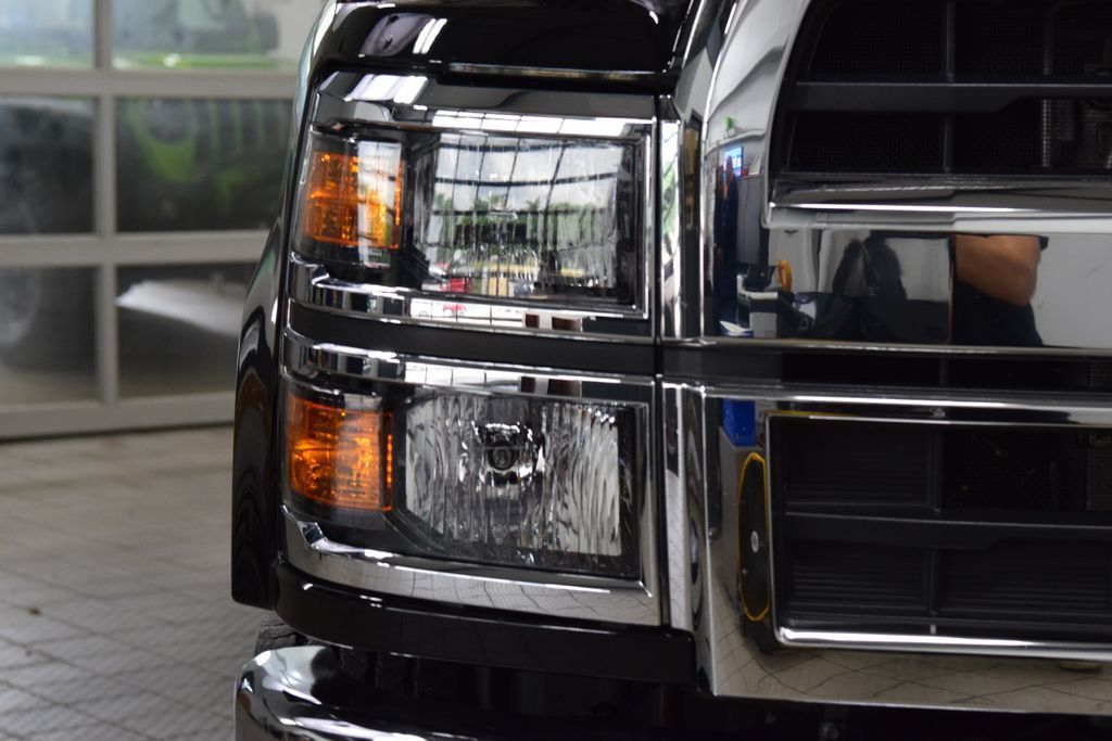 2024 Chevrolet Silverado 5500HD 5500HD REG CAB 4X4 LT * DURAMAX * 11' FLATBED * LOCAL TRADE - 23028584 - 5