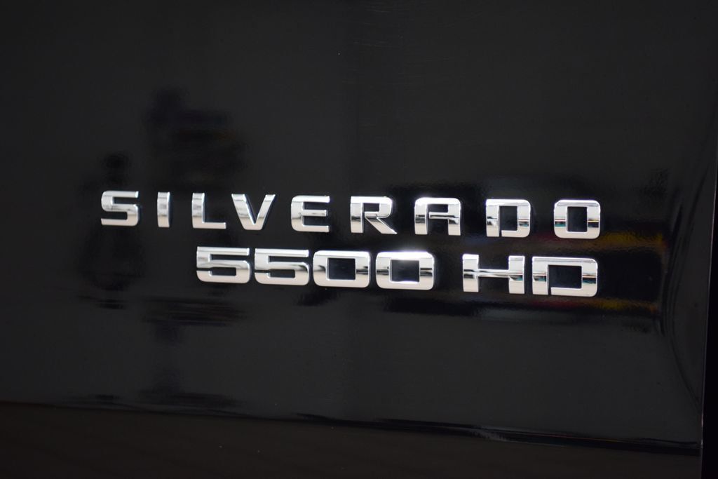 2024 Chevrolet Silverado 5500HD 5500HD REG CAB 4X4 LT * DURAMAX * 11' FLATBED * LOCAL TRADE - 23028584 - 8