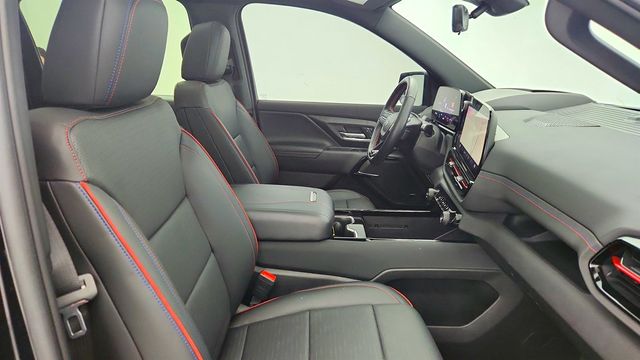 2024 Chevrolet Silverado EV e4WD Crew Cab RST - 22990339 - 24