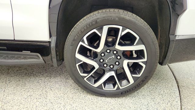 2024 Chevrolet Silverado EV e4WD Crew Cab RST - 23017522 - 8