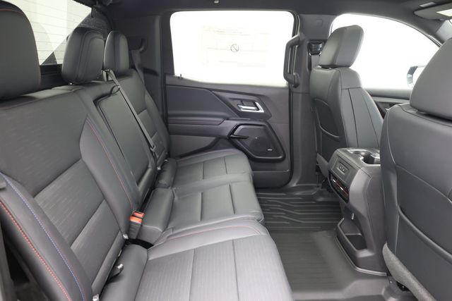 2024 Chevrolet Silverado EV e4WD Crew Cab RST First Edition - 22971805 - 17