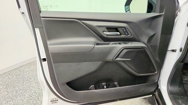 2024 Chevrolet Silverado EV e4WD Crew Cab Work Truck - 23019105 - 9