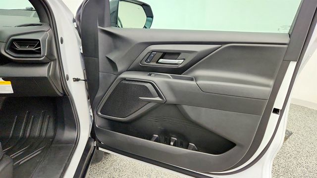 2024 Chevrolet Silverado EV e4WD Crew Cab Work Truck - 23019105 - 25