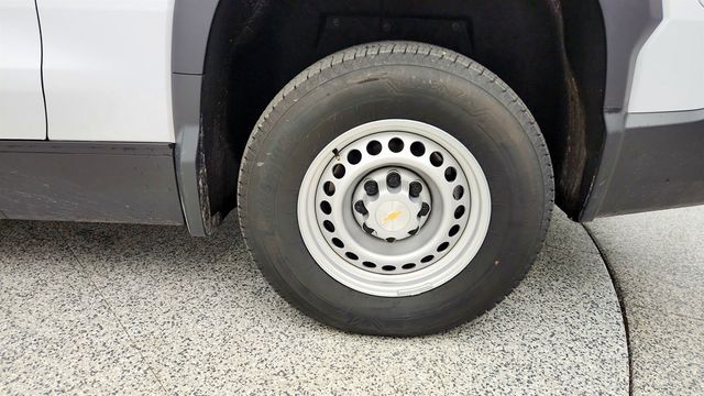 2024 Chevrolet Silverado EV e4WD Crew Cab Work Truck - 23019105 - 8