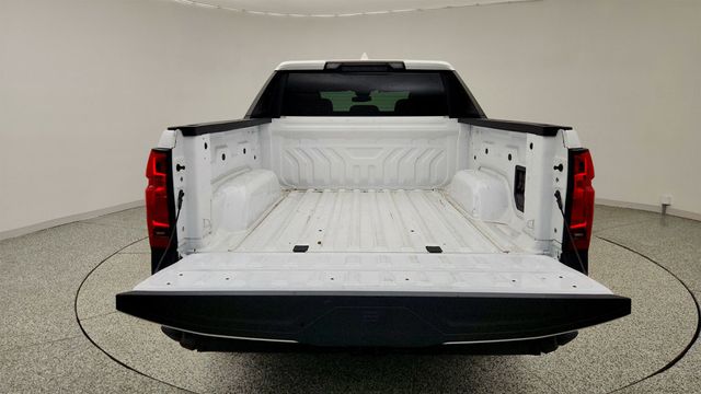 2024 Chevrolet Silverado EV e4WD Crew Cab Work Truck w/ 1FL Fleet Pkg & 18'' Steel Wheels - 23017550 - 21