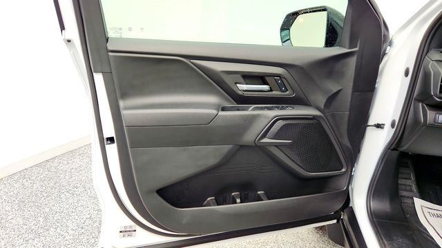 2024 Chevrolet Silverado EV e4WD Crew Cab Work Truck w/ 1FL Fleet Pkg & Spray-On Bedliner - 23019746 - 9