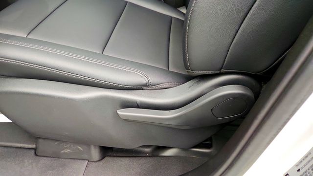 2024 Chevrolet Silverado EV e4WD Crew Cab Work Truck w/ 1FL Fleet Pkg & Spray-On Bedliner - 23019746 - 10