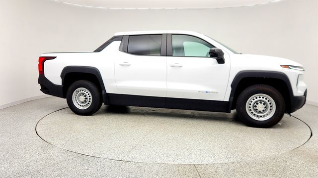 2024 Chevrolet Silverado EV e4WD Crew Cab Work Truck w/ 1FL Fleet Pkg & Spray-On Bedliner - 23019746 - 3