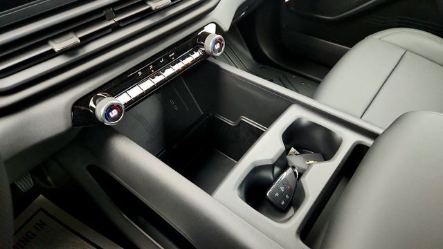 2024 Chevrolet Silverado EV e4WD Crew Cab Work Truck w/ 1FL Fleet Pkg & Spray-On Bedliner - 23019768 - 15