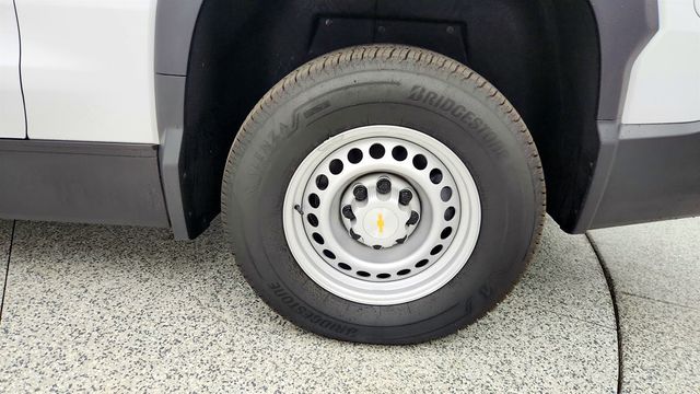 2024 Chevrolet Silverado EV e4WD Crew Cab Work Truck w/ 1FL Fleet Pkg & Spray-On Bedliner - 23019768 - 8