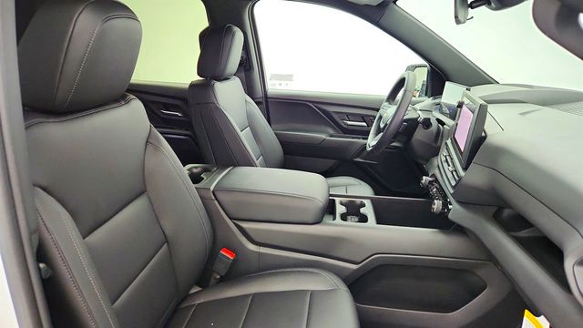 2024 Chevrolet Silverado EV e4WD Crew Cab Work Truck w/ 1FL Fleet Pkg & Spray-On Bedliner - 23019770 - 23