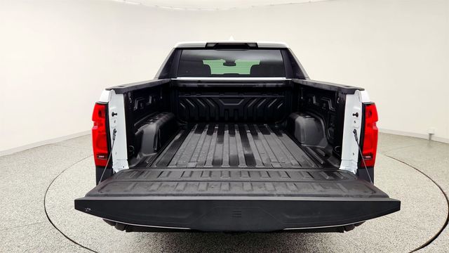 2024 Chevrolet Silverado EV e4WD Crew Cab Work Truck w/ 1FL Fleet Pkg & Spray-On Bedliner - 23021619 - 21